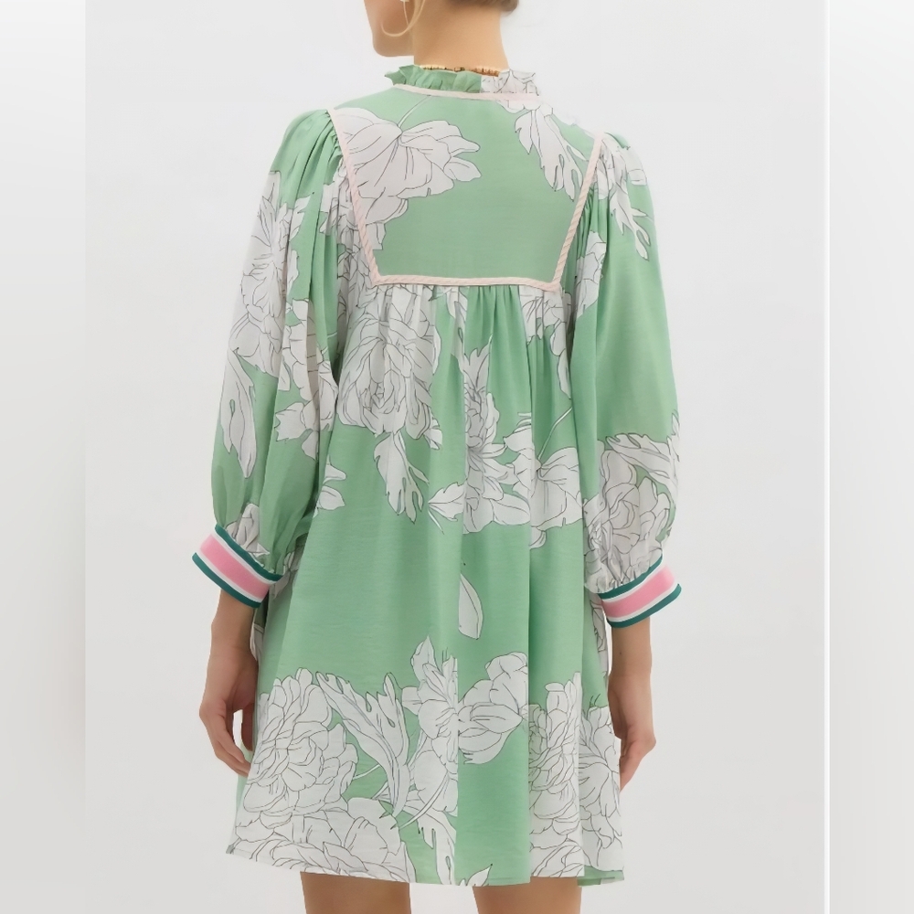 Entro Green and White Floral Dress With Pink Accents - Picture 2 of 5